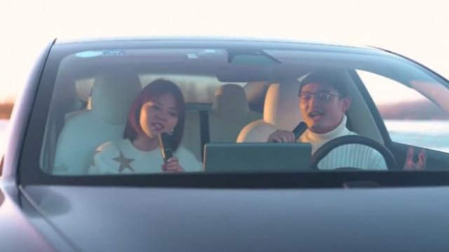 <p>
	<em>Снимка: Tesla</em></p>
