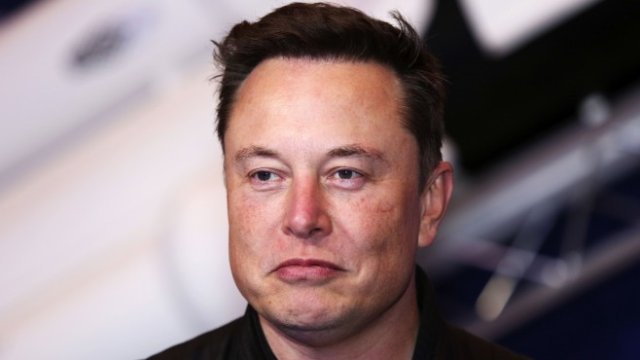 <p>
	Ръководителят на Tesla Илон Мъск. <em>Снимка: Bloomberg L.P.</em></p>
