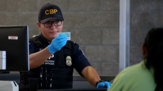 <p>
	<em>Снимка: Архив Ройтерс</em></p>
