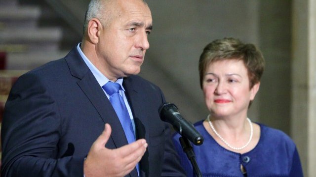 <p>
	Еврокомисарят по бюджет Кристалина Георгиева след среща с премиера Бойко Борисов. <em>Снимка: БТА</em></p>
