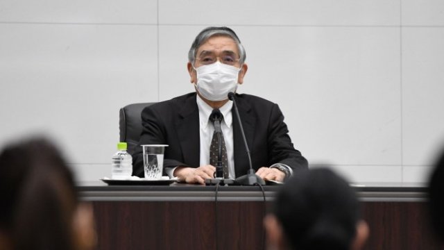 <p>
	Гуверньорът на ЯЦБ Харухико <em>Курода. Снимка:&nbsp;Karina Nooka/The Nikkei/Bloomberg</em></p>
