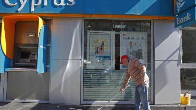 <p>
	Последните оценки покачват загубите на Русия до 4-6 млрд. евро. <em>Снимка: Ройтерс</em></p>
