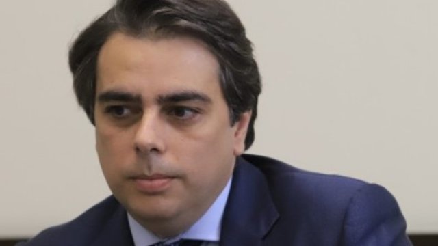 <p>
	<em>Асен Василев. Снимка: БГНЕС</em></p>
