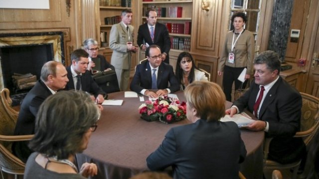 <p>
	Преговорите между Украйна, Русия и ЕС в Милано. Снимка: <em>Пресслужба на украинския президент</em></p>
