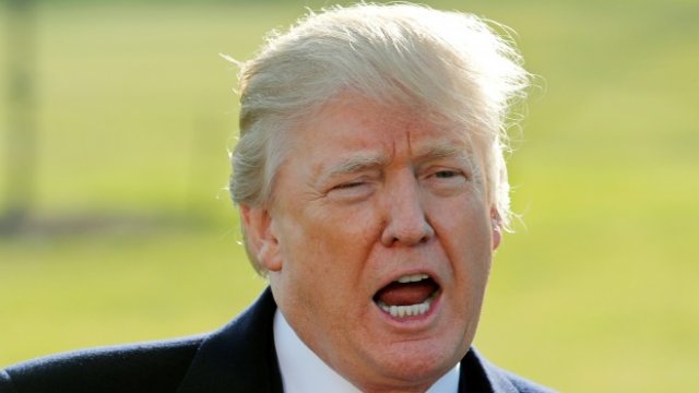 <p>
	Американският президент Доналд Тръмп по време на пресконференция през декември. <em>Снимка: Ройтерс&nbsp;</em></p>
