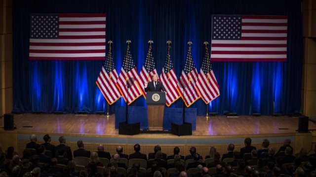 <p>
	<em>Снимка:&nbsp;Zach Gibson/Bloomberg</em></p>
