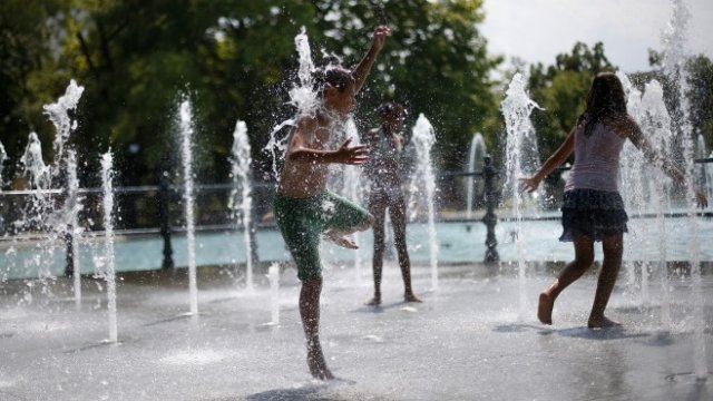 <p>
	<em>Снимка: архив Ройтерс</em></p>
