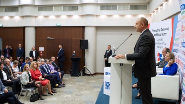 <p>
	<em>Снимка: Президентска пресслужба</em></p>
