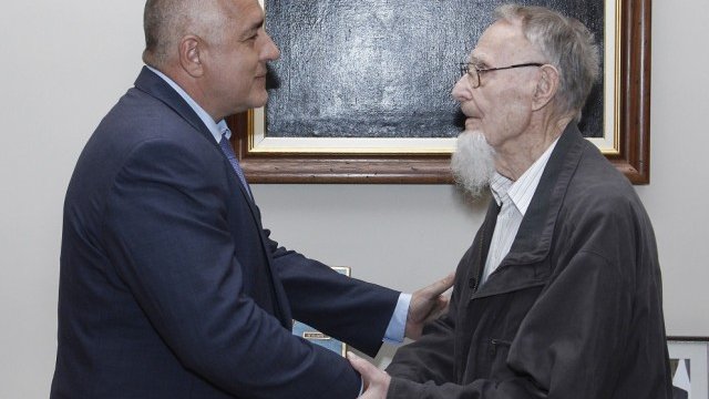 <p>
	Ингвар Кампрад и Бойко Борисов.<em> Снимка: МС</em></p>
