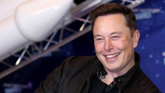 <p>
	Главният изпълнителен директор на Tesla Илон Мъск.<em> Снимка: Liesa Johannssen-Koppitz/Bloomberg</em></p>
