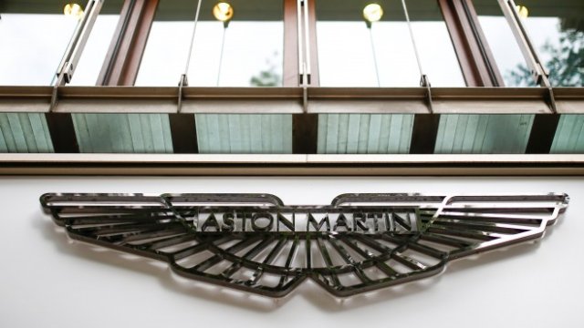 <p>
	Надпис над дилърство в Лондон. <em>Снимка: Ройтерс</em></p>
