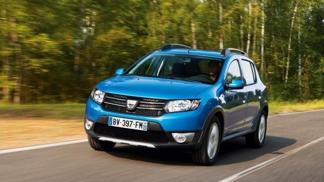 <p>
	<em>Sandero Stepway е един от моделите, за които новата трансмисия Easy-R ще бъде достъпна</em></p>
