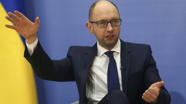 <p>
	Премиерът на Украйна Арсений Яценюк. <em>Снимка: Ройтерс</em></p>
