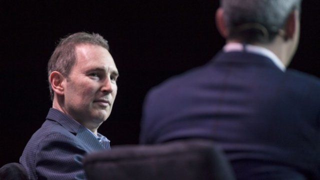 <p>
	Анди Джаси<em>. Снимка:&nbsp;David Paul Morris/Bloomberg</em></p>
