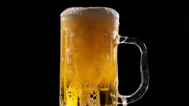 Бира от рециклирани отпадни води - може, в Сингапур