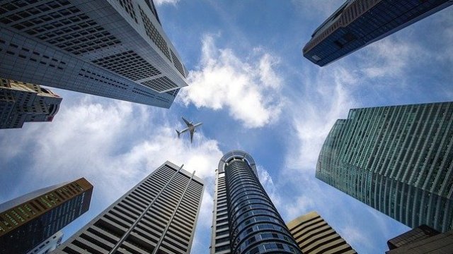 Икономическото възстановяване на Сингапур се засилва