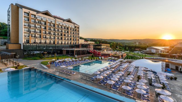 Снимка: M&ouml;venpick Resort and Spa Fruske Terme
