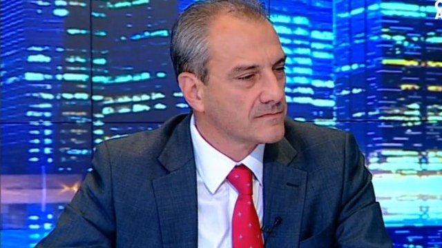 <p style="text-align: justify;">
	Камен Захариев. <em>Снимка: TB Bulgaria ON AIR</em></p>
