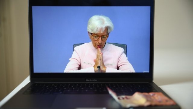<p>
	Кристин Лагард, управител на ЕЦБ. Снимка:&nbsp;Hollie Adams/Bloomberg</p>
