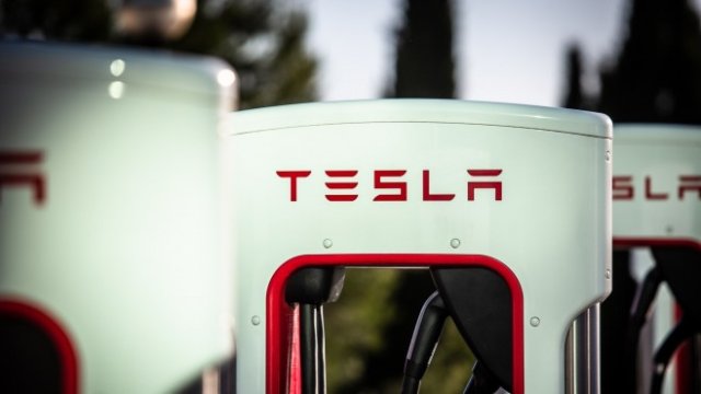Tesla като религия за инвеститорите