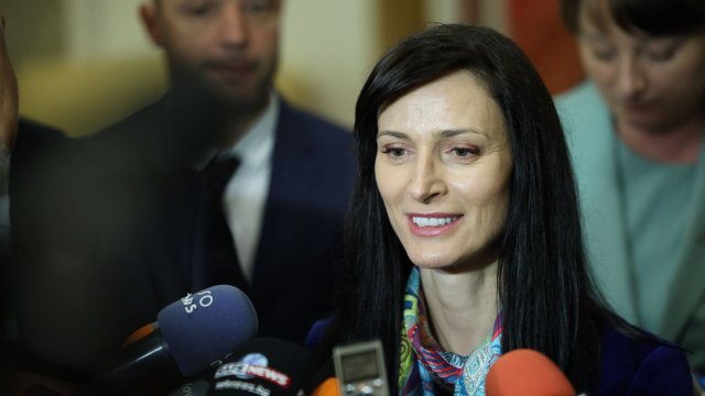 Мария Габриел в Народното събрание. Снимка: БГНЕС/Надежда Пеева