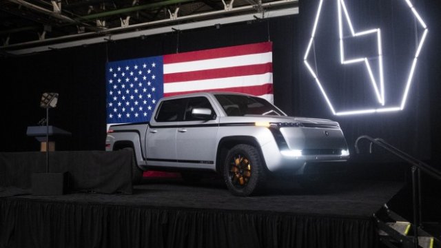 Lordstown ще прави електрически пикапи в бивш завод на GM
