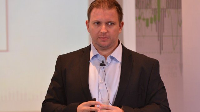 <p>
	Владимир Рибаков. <em>Снимка: Investor.bg</em></p>
