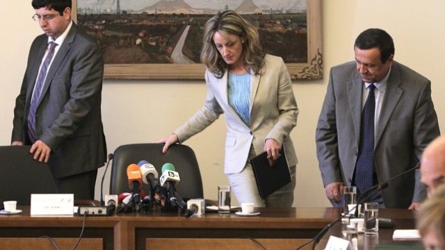 <p>
	Вицепремиерът Зинаида Златанова председателства заседанието на НСТС, снимка: БТА</p>
