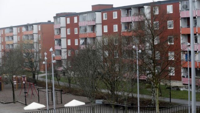 <p>
	Недостигът на жилища в Стокхолм е най-остър. <em>Снимка: архив, Ройтерс</em></p>
