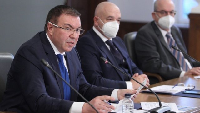 <p>
	<em font-size:="" pt="" style="color: rgb(102, 102, 102); font-family: &quot;PT Sans&quot;, sans-serif; font-size: 13px;">Снимка: Димитър Кьосемарлиев, Investor Media Group</em></p>
