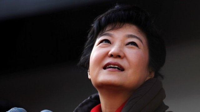 <p>
	пък Кън-хе. Снимка: <em>архив Ройтерс</em></p>
