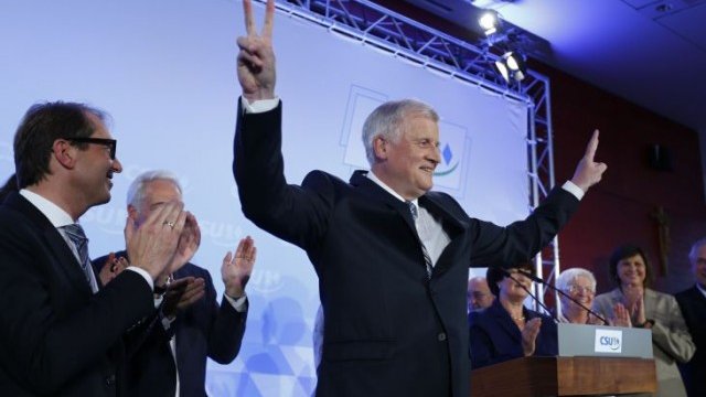 <p>
	Лидерът на Християнсоциалния съюз Хорст Зеехофер. <em>Снимка: Ройтерс</em></p>
