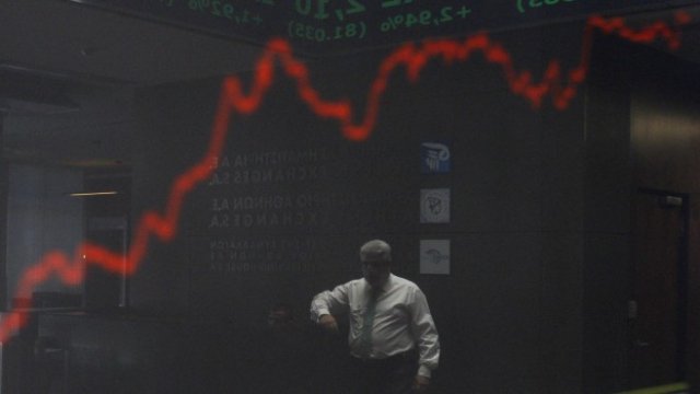 <p>
	Борсата в Атина. <em>Снимка: Ройтерс</em></p>
