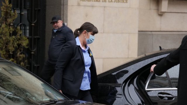 <p>
	<em font-size:="" pt="" style="color: rgb(102, 102, 102); font-family: ">Лаура Кьовеши в България. Снимка: Димитър Кьосемарлиев, Investor Media Group</em></p>
