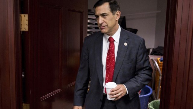 <p>
	Най-богатият член на Конгреса е републиканецът от Калифорния Дарел Иса, натрупал състоянието си със своята система против кражба на коли Viper.<em>Снимка: Ройтерс</em></p>
