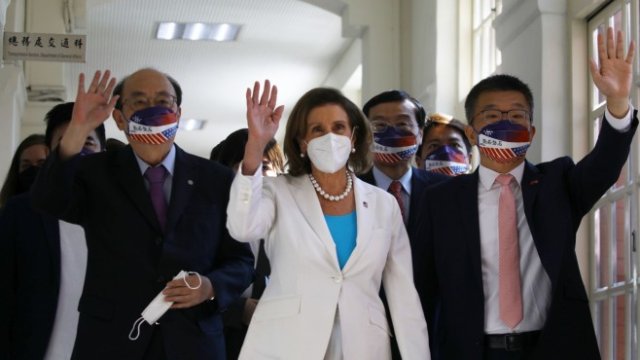 <p>
	Пелоси по време на визитата си в Тайван. Снимка: Bloomberg LP</p>
