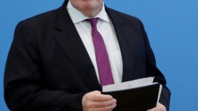 <p>
	Германският министър на икономиката Петер Алтмайер.&nbsp;<em>Снимка: Ройтерс</em></p>
