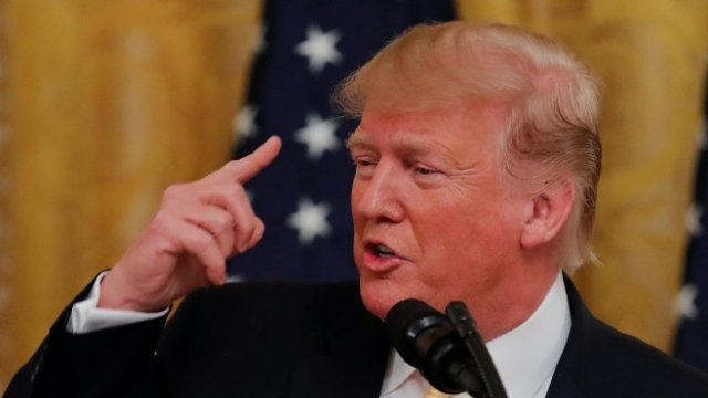 <p>
	Американският президент Доналд Тръмп по време на пресконференция. <em>Снимка: Ройтерс</em></p>
