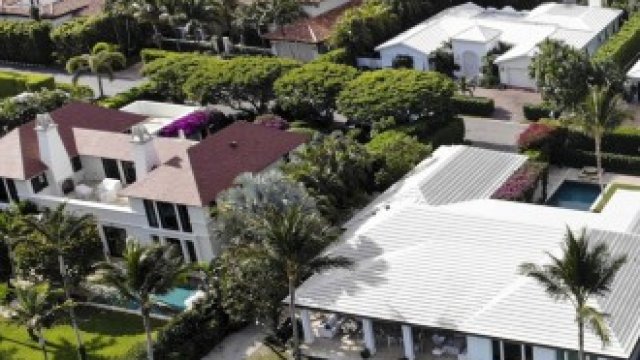 <p>
	<em>Прогнозите за цените на жилищата в САЩ се подобряват значително.&nbsp;Снимка: Marco Bello/Bloomberg</em></p>
