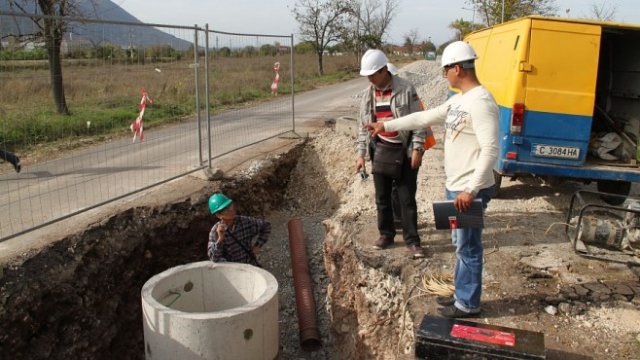 <p>
	Работата по водния цикъл на Враца. <em>Снимка: vratsawaterproject.eu</em></p>
