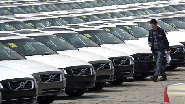<p>
	За първите четири месеца продажбите на Volvo на китайския пазар са отбелязали ръст от почти 28%<em>. Снимка: Reuters</em></p>
