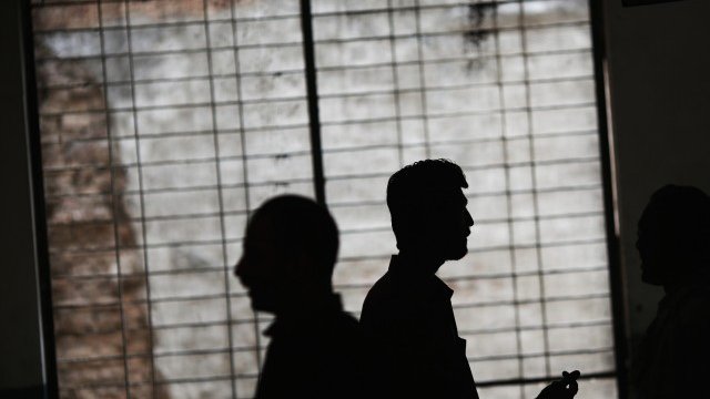 <p>
	Във Великобритания сенчестата икономика се изчислява на зашеметяващите 10% от БВП. <em>Снимка: Ройтерс</em></p>
