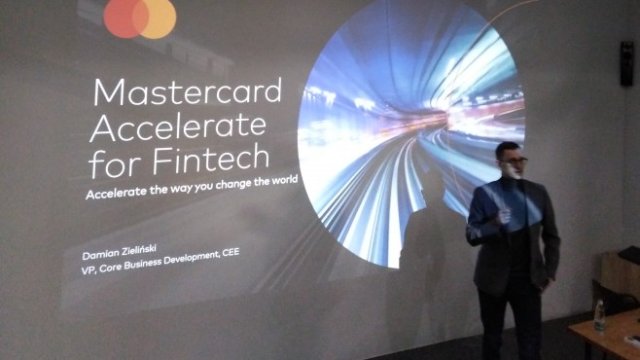 <p>
	Дамян Жиелински, вицепрезидент &bdquo;Бизнес развитие&ldquo; за Централна и Източна Европа на Mastercard.&nbsp;<em>Снимка: Investor.bg</em></p>
