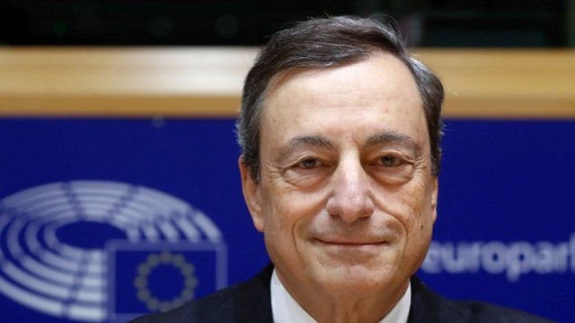 <p>
	Марио Драги, управител на Европейската централна банка. <em>Снимка: Архив Ройтерс</em></p>
