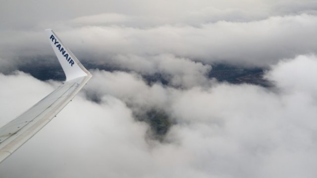 <p>
	Ще премине ли успешно през турболенциите&nbsp;Ryanair? <em>Снимка: Ройтерс</em></p>
