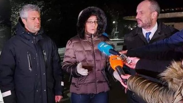 <p>
	Министърът на външните работи Теодора Ганчовска (в средата). <em>Снимка: МВнР</em></p>
