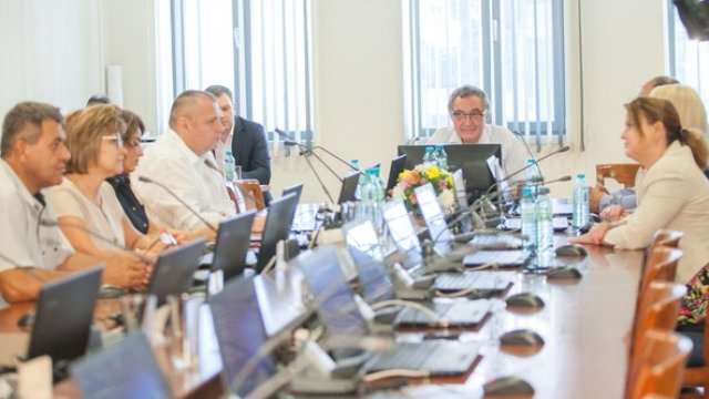 <p>
	<em font-size:="" pt="" style="color: rgb(102, 102, 102); font-family: ">Снимка: Димитър Кьосемарлиев, Investor Media Group</em></p>
