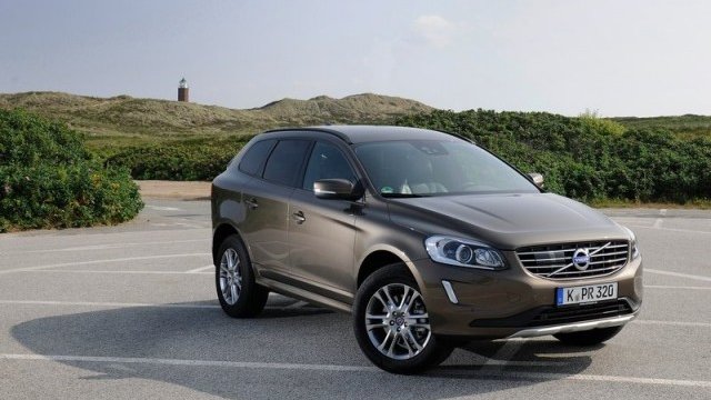 <p>
	&nbsp;XC60. <em>Снимка: Volvo</em></p>
