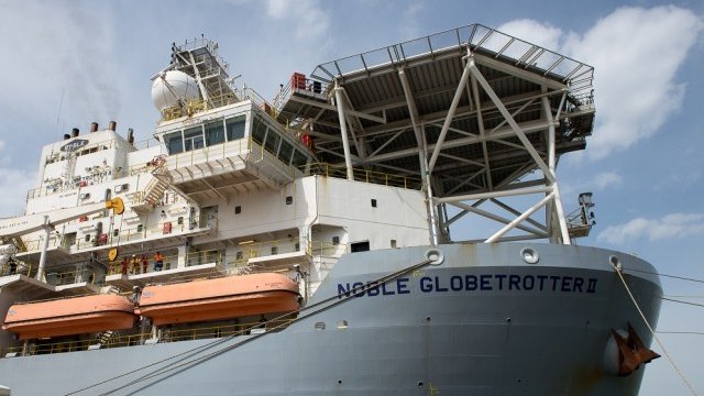 <p>
	Сондажният кораб Noble Globetrotter II. Снимка: Total</p>
