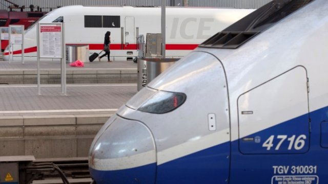 <p>
	Siemens произвежда високоскоростните влакове ICE, а Alstom - влаковете TGV. <em>Снимка: Ройтерс</em></p>
